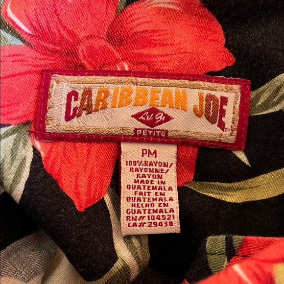 Vintage Caribbean Joe Black Floral Button Down Shirt Petite PM - Picture 2 of 4